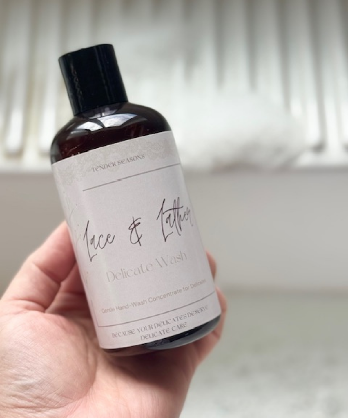 Lace & Lather Delicate Wash