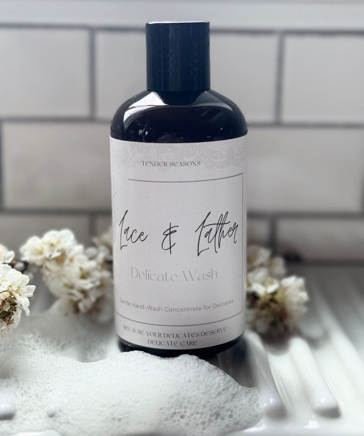 Lace & Lather Delicate Wash