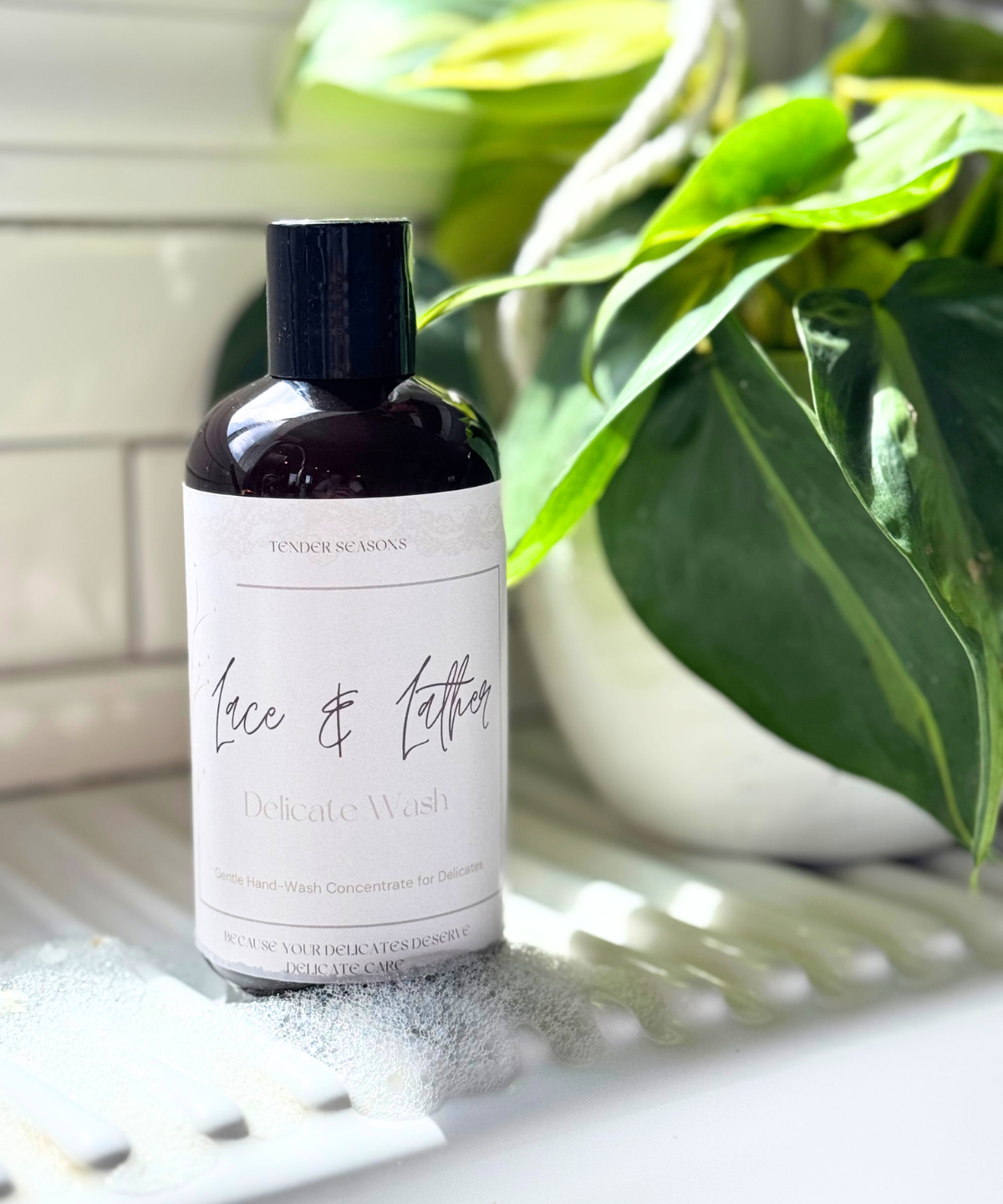 Lace & Lather Delicate Wash