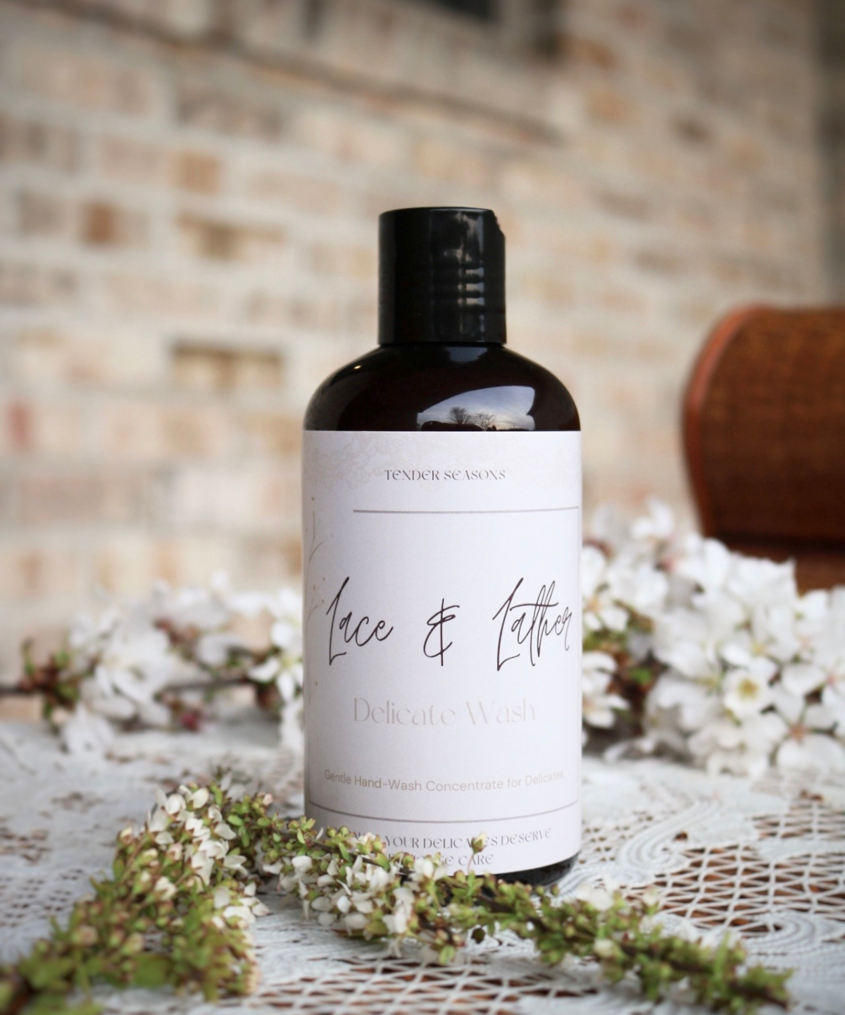 Lace & Lather Delicate Wash
