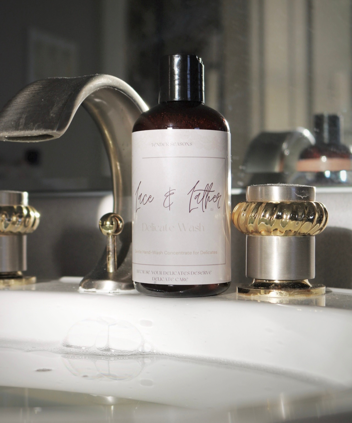 Lace & Lather Delicate Wash